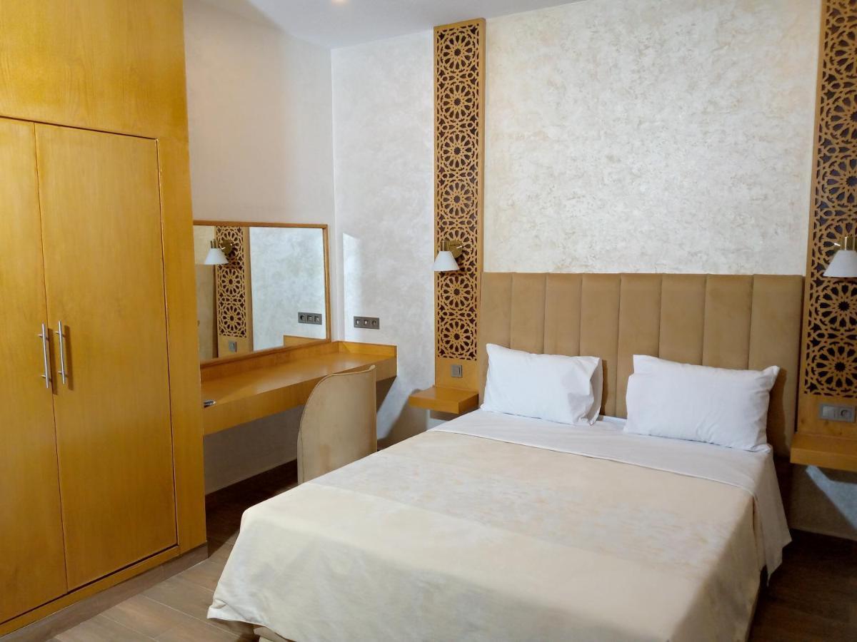Palm'S Motel Agadir Buitenkant foto